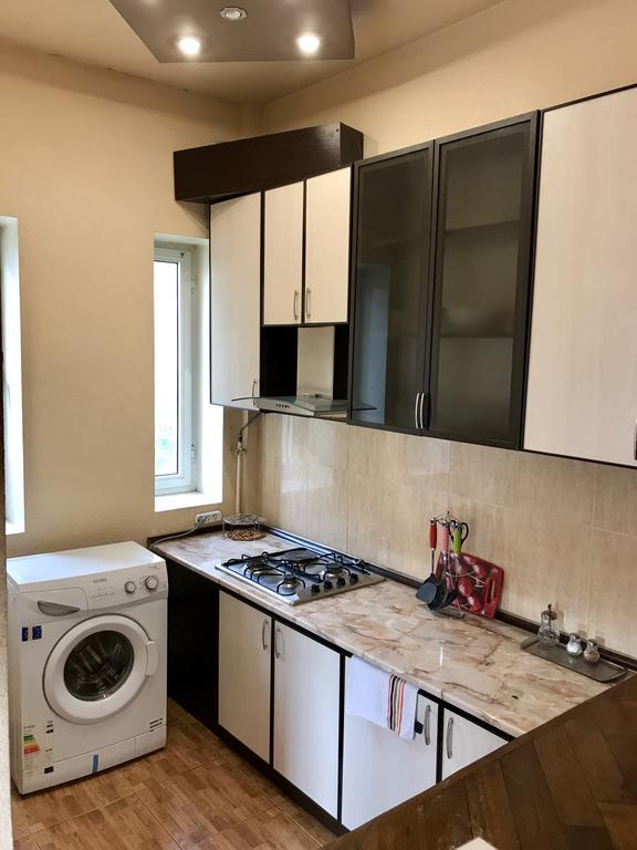 Tatev Apartments Yerevan Bagian luar foto